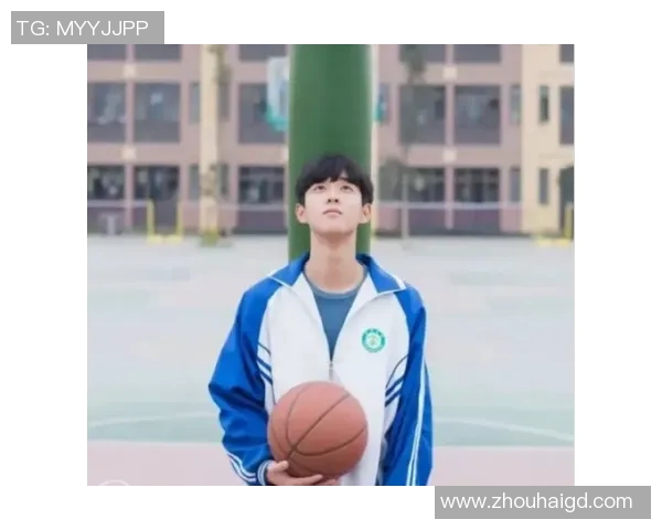 黄芳专访:从青涩球员到篮球教练的成长之路与心路历程 黄芳专访:从青涩球员到篮球教练的成长之路与心路历程