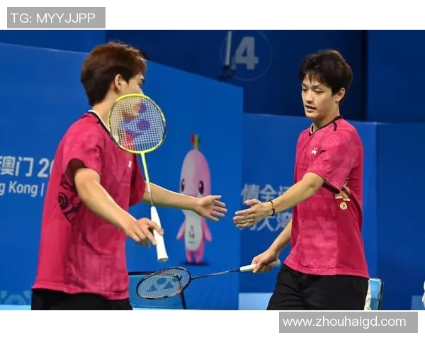 羽毛球热议：上海羽毛球队力量争议引发的深度讨论与思考